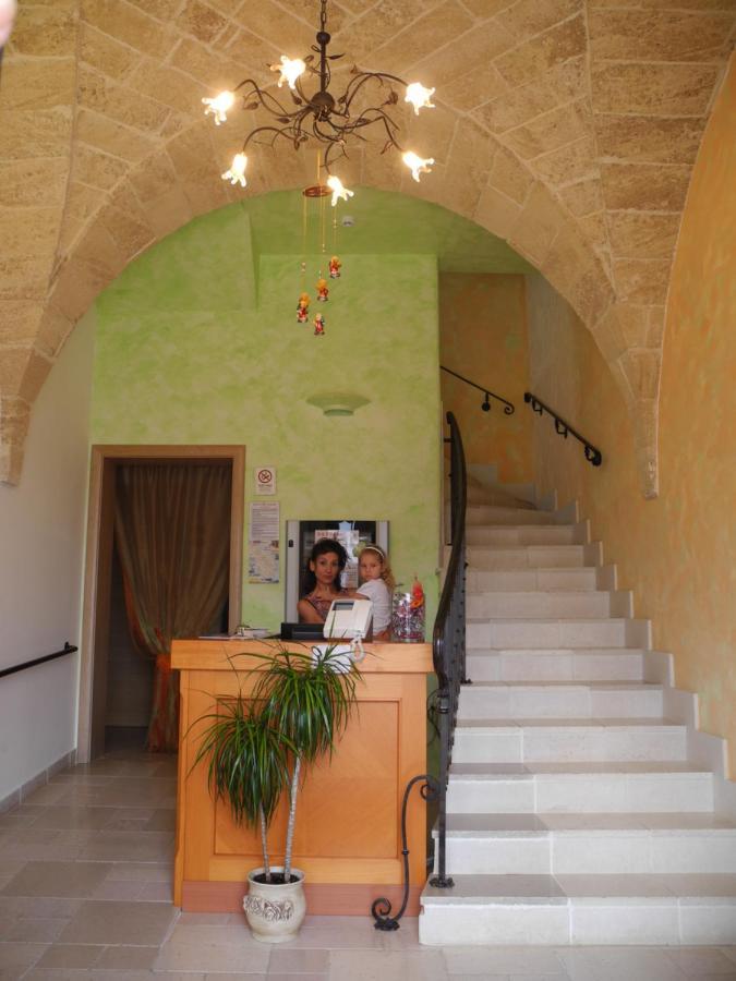 Villa Arneide Bed And Breakfast Torre Lapillo Kültér fotó