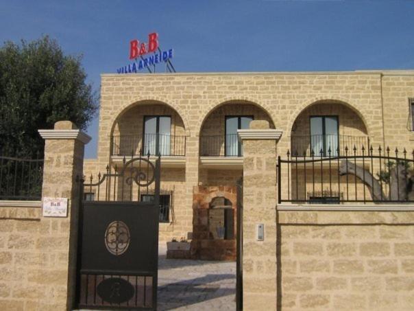 Villa Arneide Bed And Breakfast Torre Lapillo Kültér fotó
